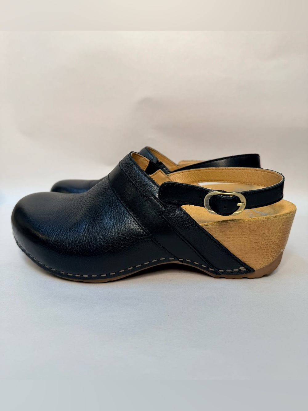 Dansko Black Leather Sling Back Clogs Womens 38 Comfort Shoes Casual Slip On